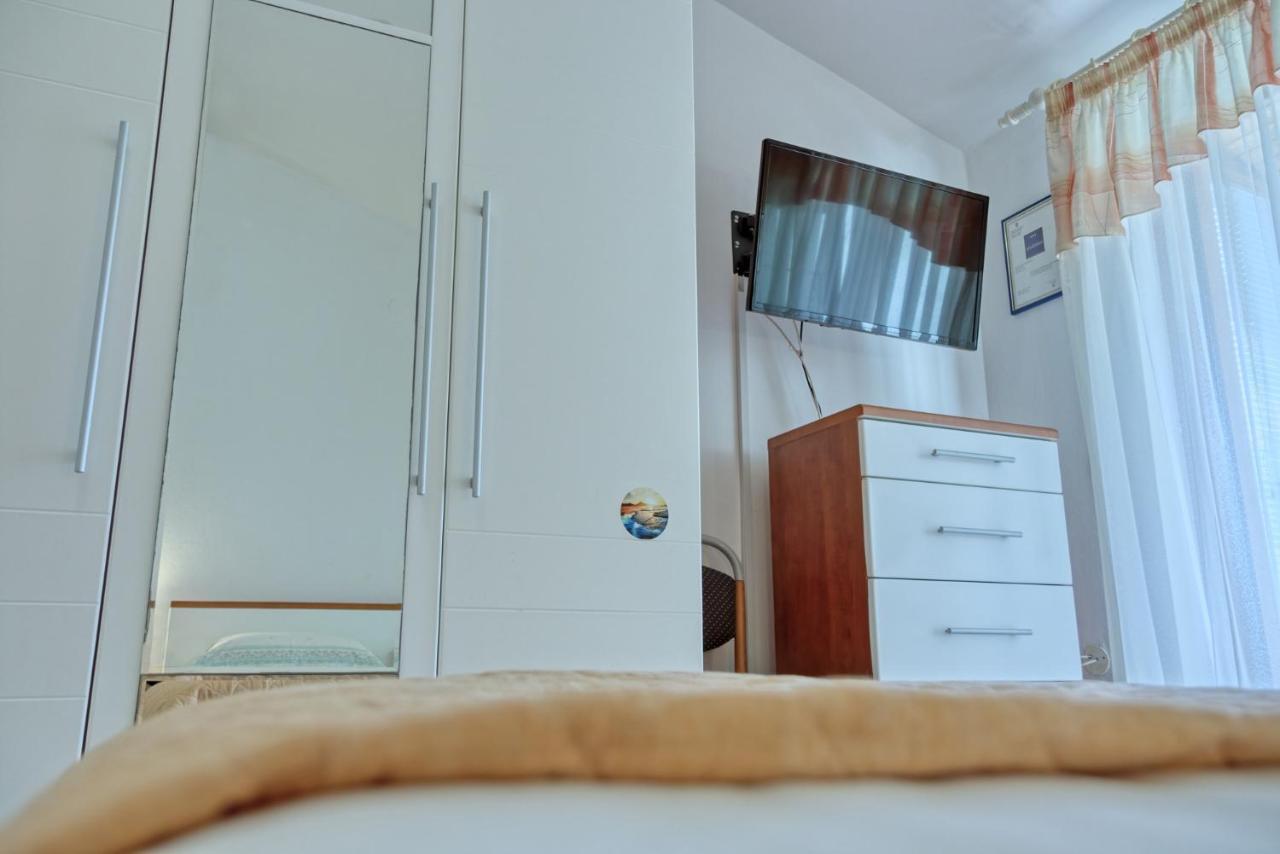 Apartmets Slavica 1644 Banjole Dış mekan fotoğraf