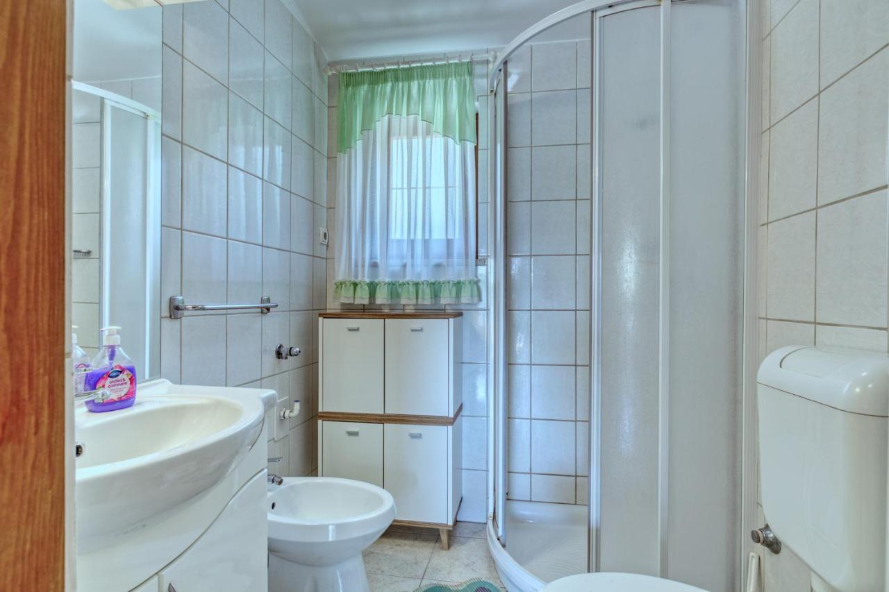 Apartmets Slavica 1644 Banjole Dış mekan fotoğraf